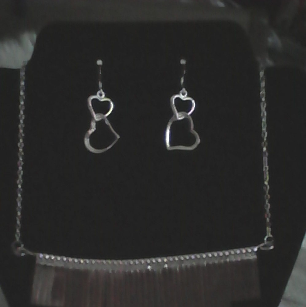 Only 1 left~Sterling Silver double heart earrings